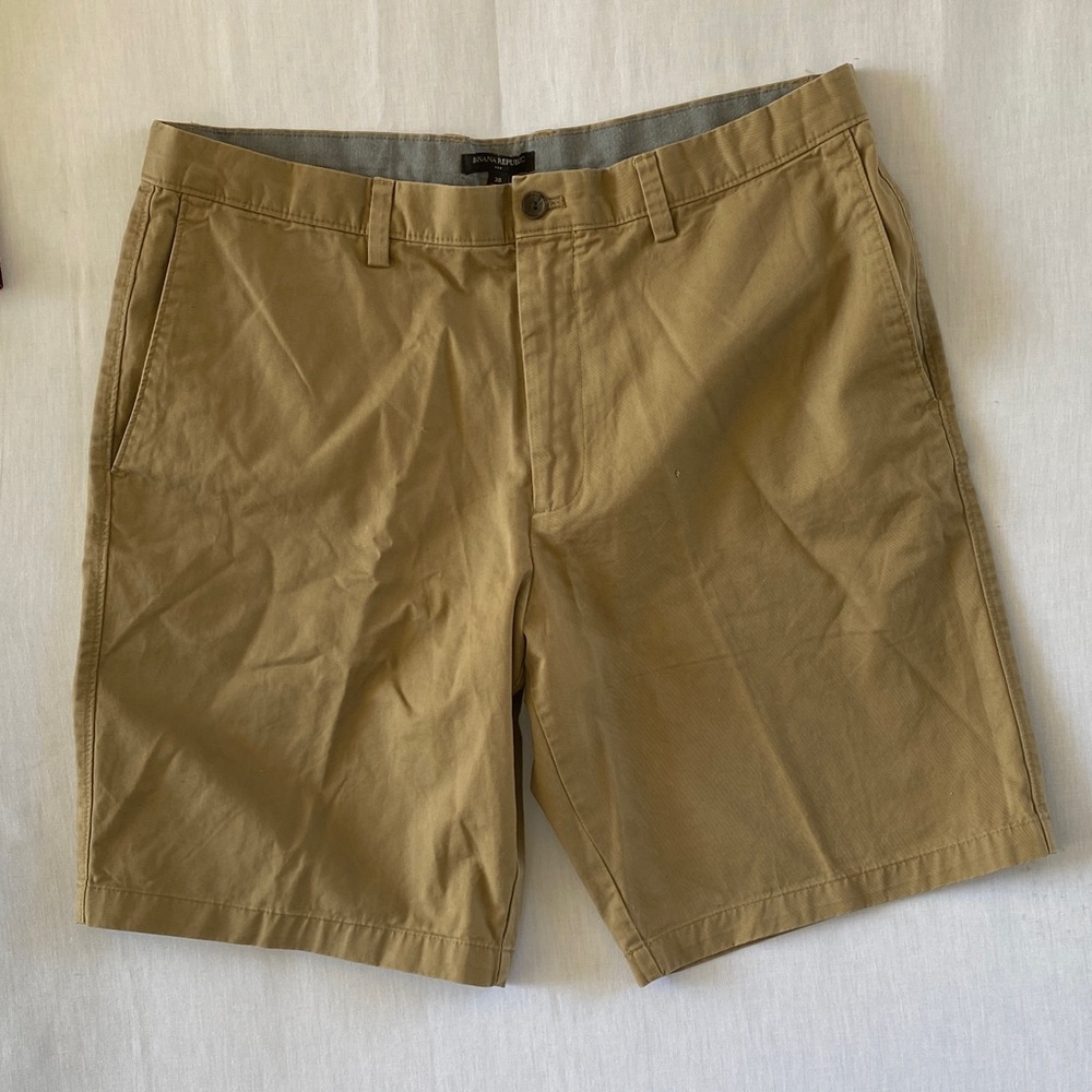 Banana Republic Khaki Flat-Front Cotton Shorts